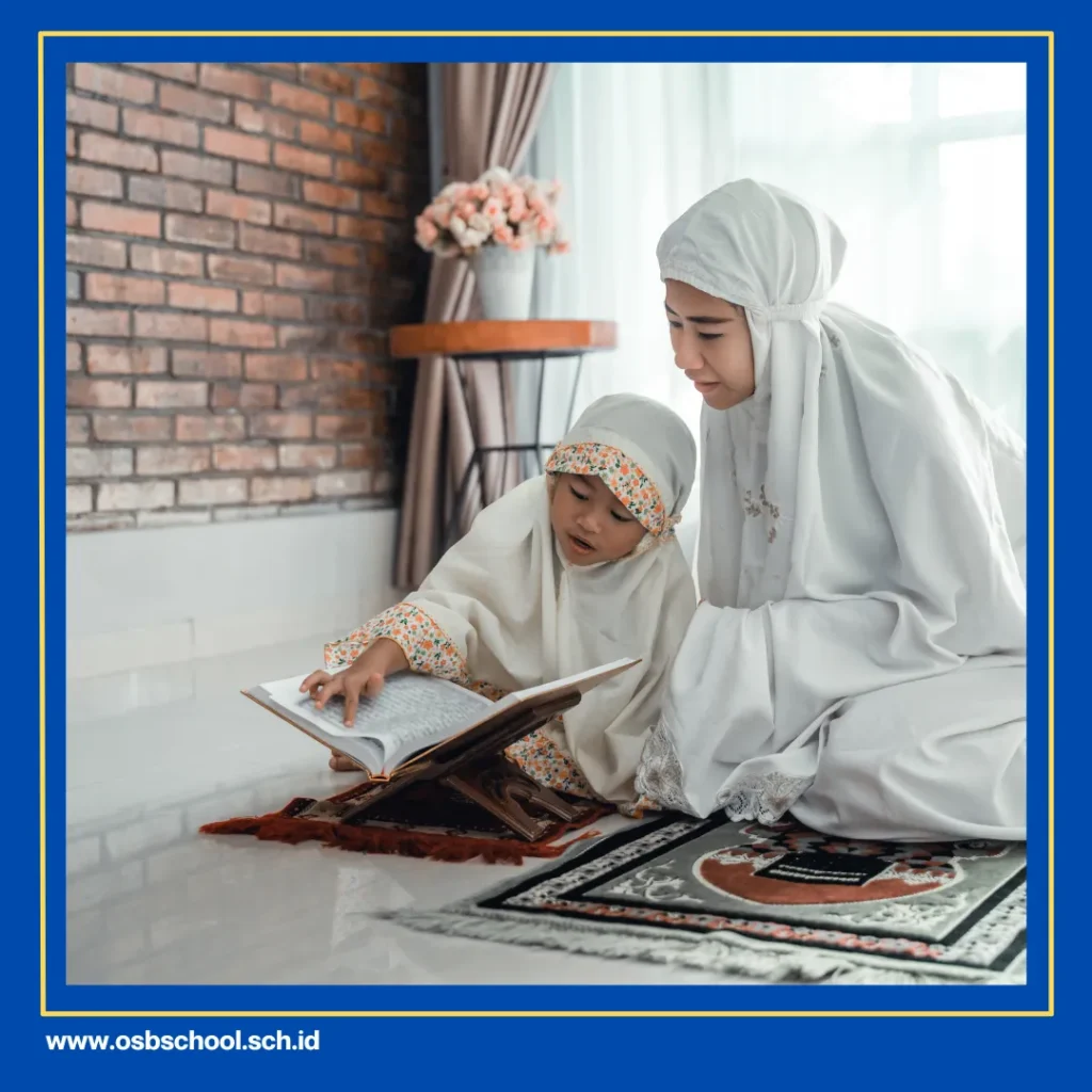 perempuan membaca alquran