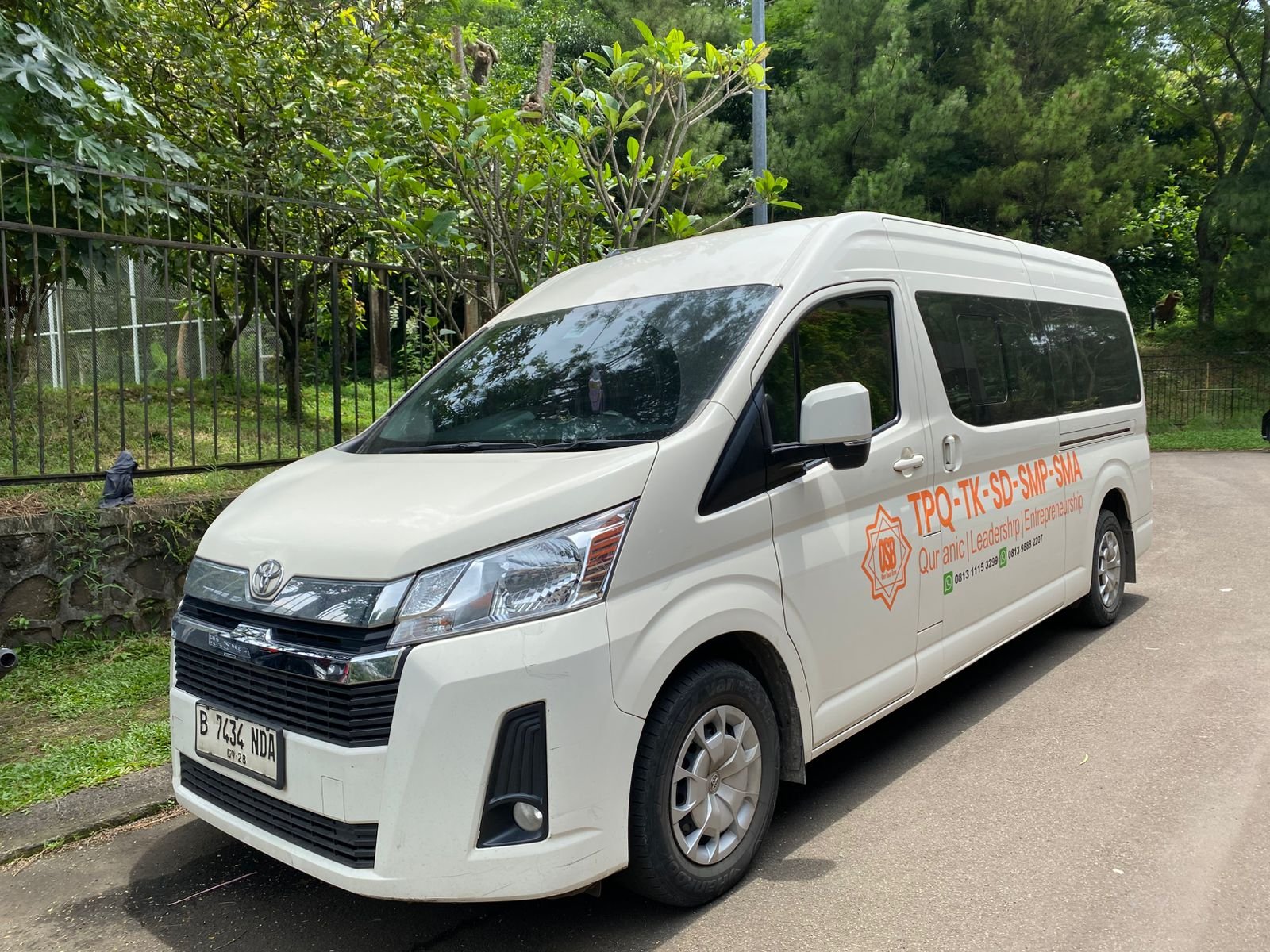 Kendaraan Antar Jemput