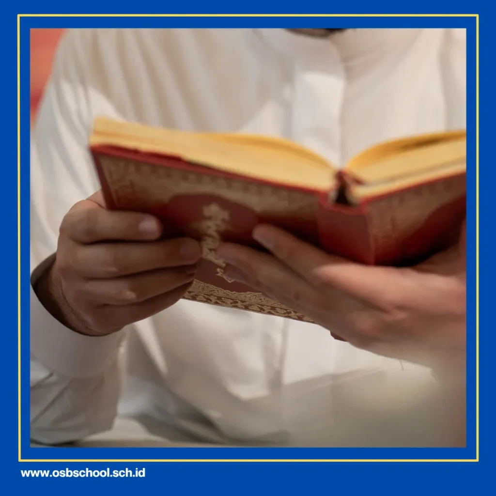 bolehkah baca alquran sambil tiduran