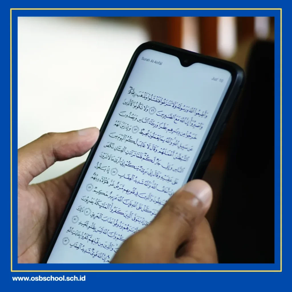 Wanita Haid Membaca Alquran