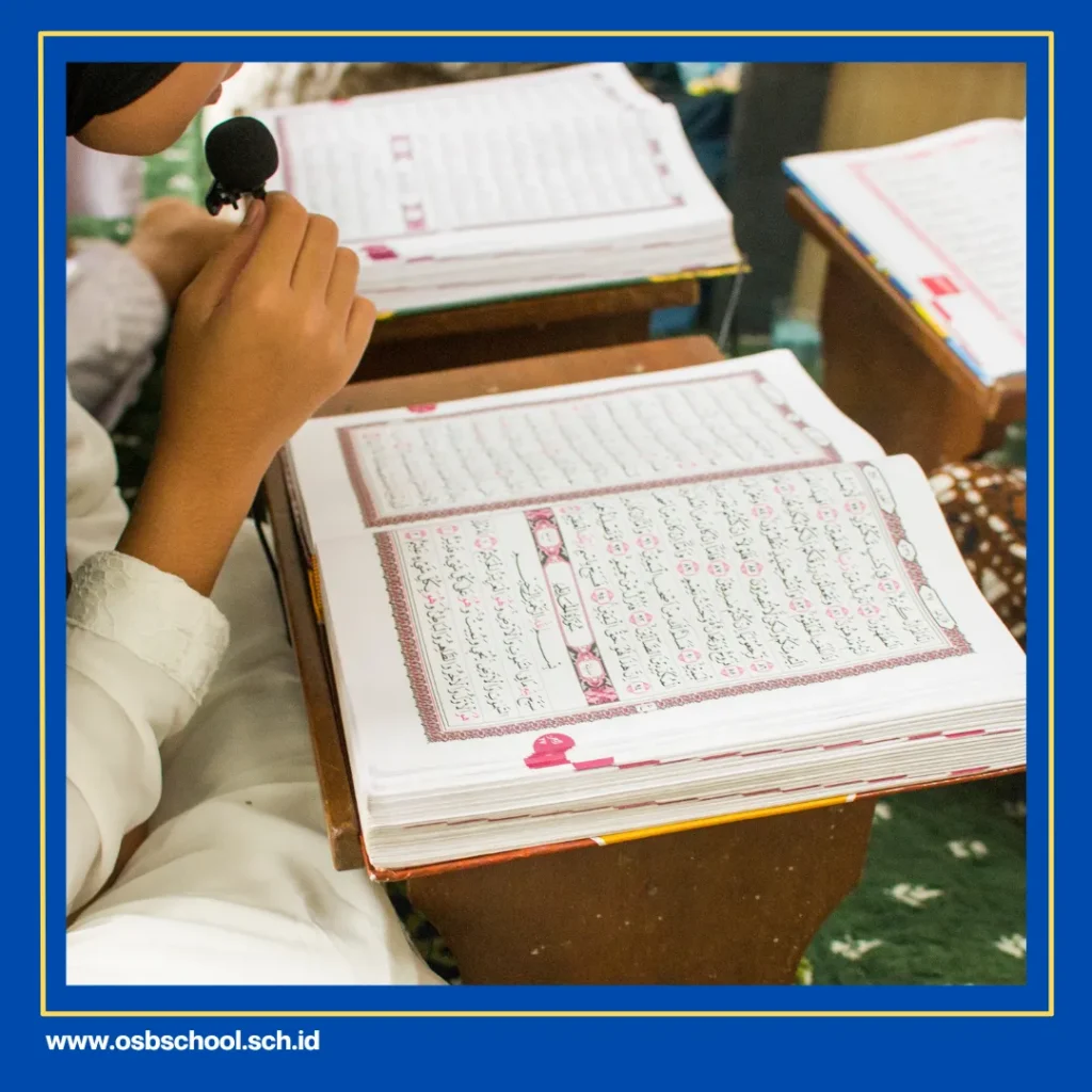 Wanita Haid Membaca Alquran