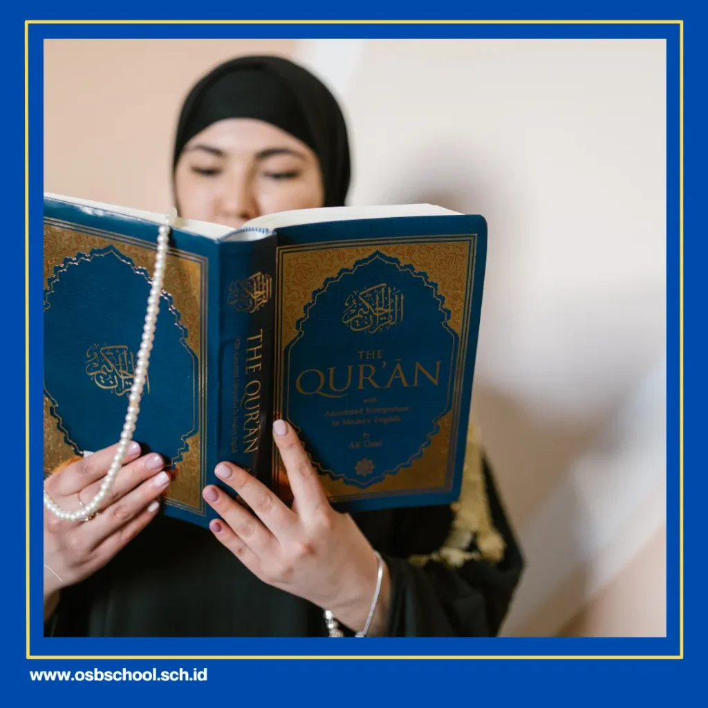 mengapa saat membaca alquran harus memperhatikan hukum bacaan atau tajwid