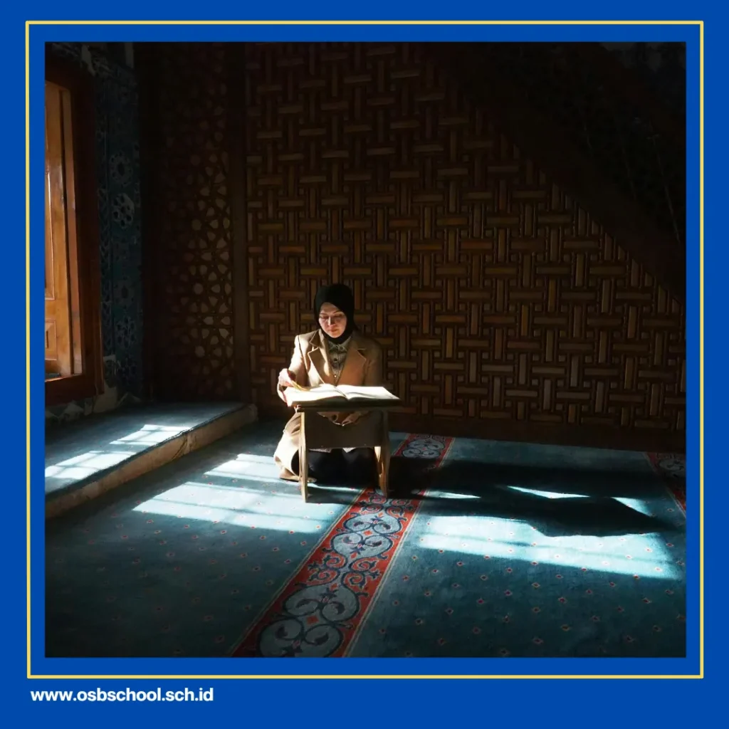 hukum perempuan haid membaca alquran
