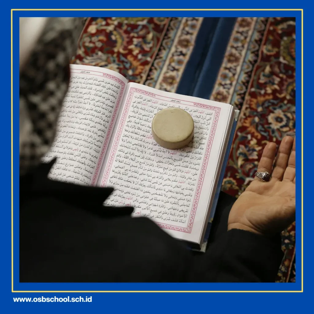 apa hukum membaca alquran tanpa tajwid