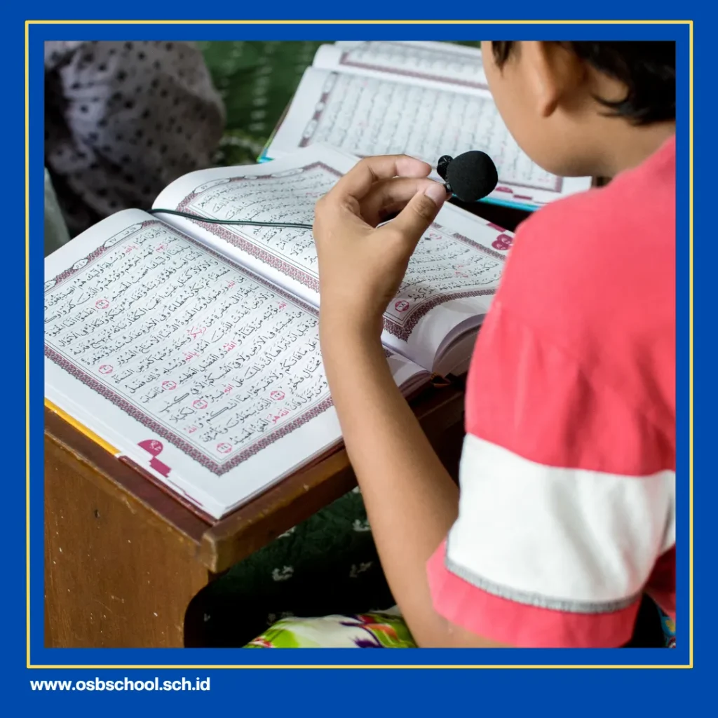 apakah boleh membaca alquran tanpa menutup aurat